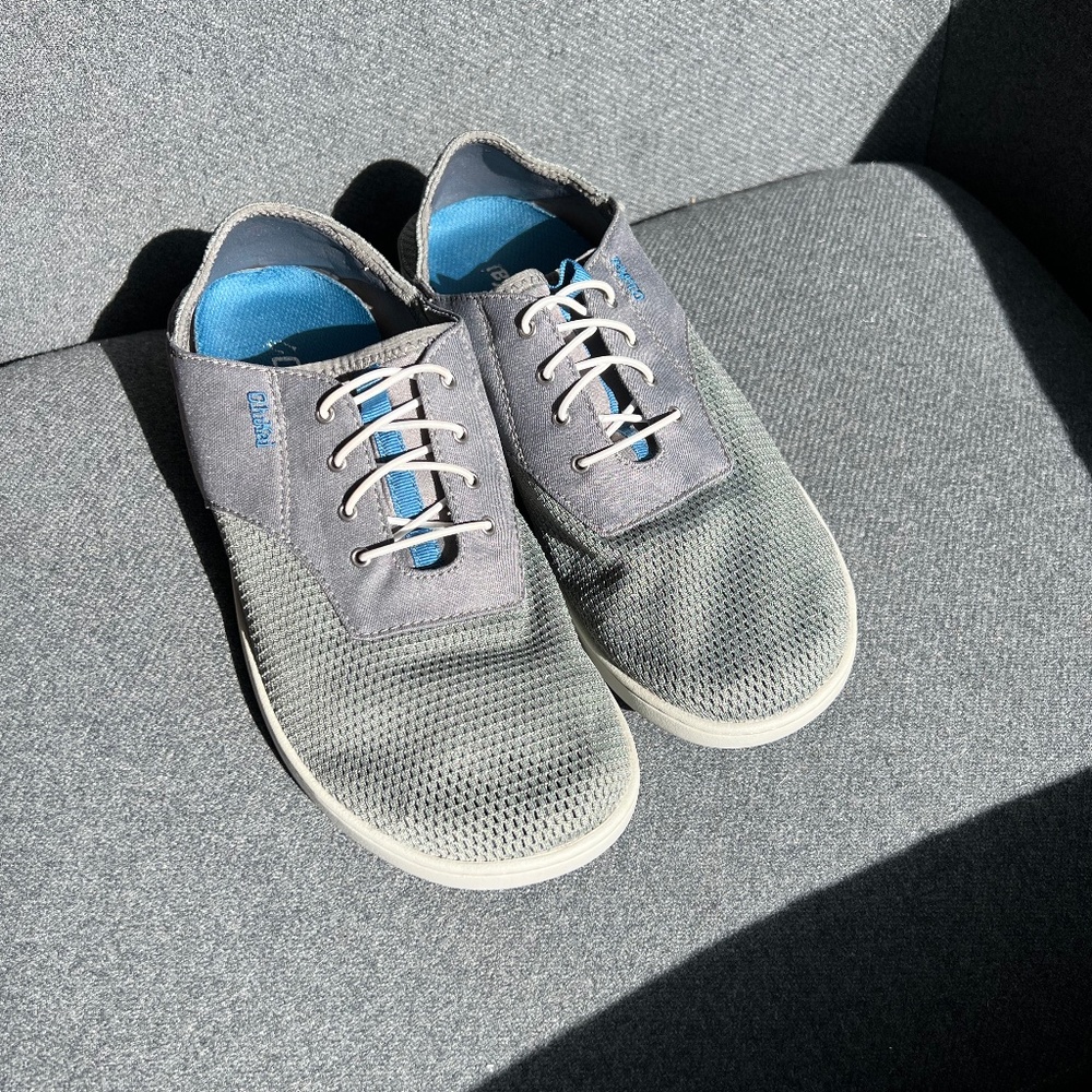 Olukai Men's 8.5 Sneakers